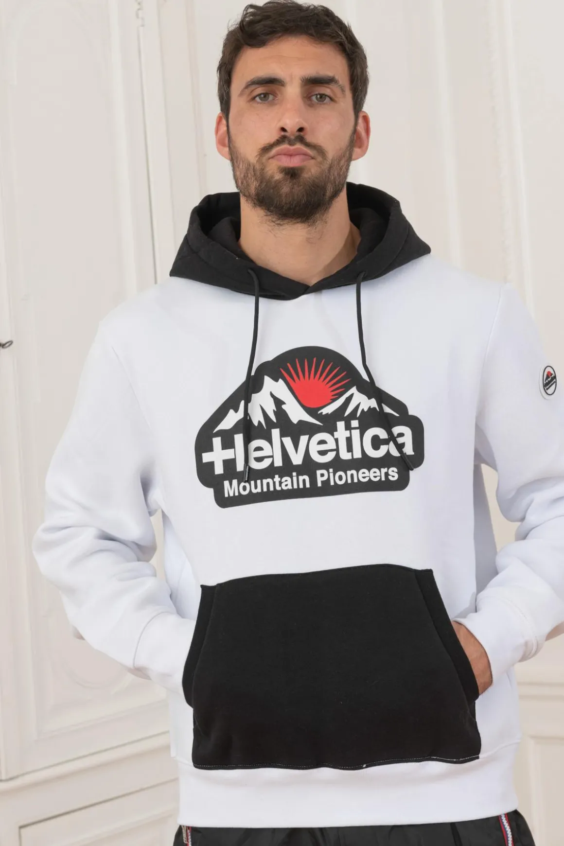 Pull/Sweatshirt Homme Helvetica Mountain Pioneers Wingo White
