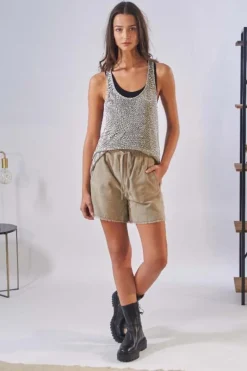 Short Femme Oakwood Picky Yemen 512