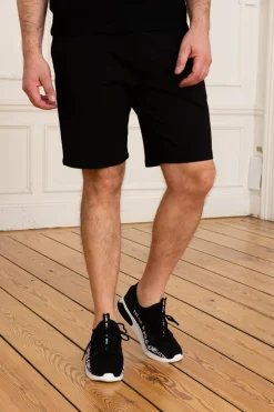 Short Homme Helvetica Mountain Pioneers Ninja White